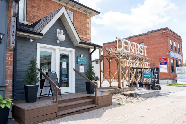 Dental clinic entrance and dentist sign in Cookstown, Ontario