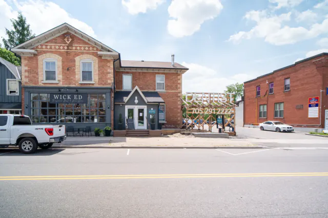Street view of My New Teeth on Queen Street